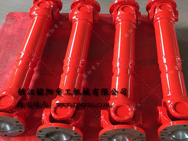新式整體叉頭式萬向聯(lián)軸器是冶金、軋鋼等機(jī)械設(shè)備的優(yōu)選傳動(dòng)件-萬向聯(lián)軸器